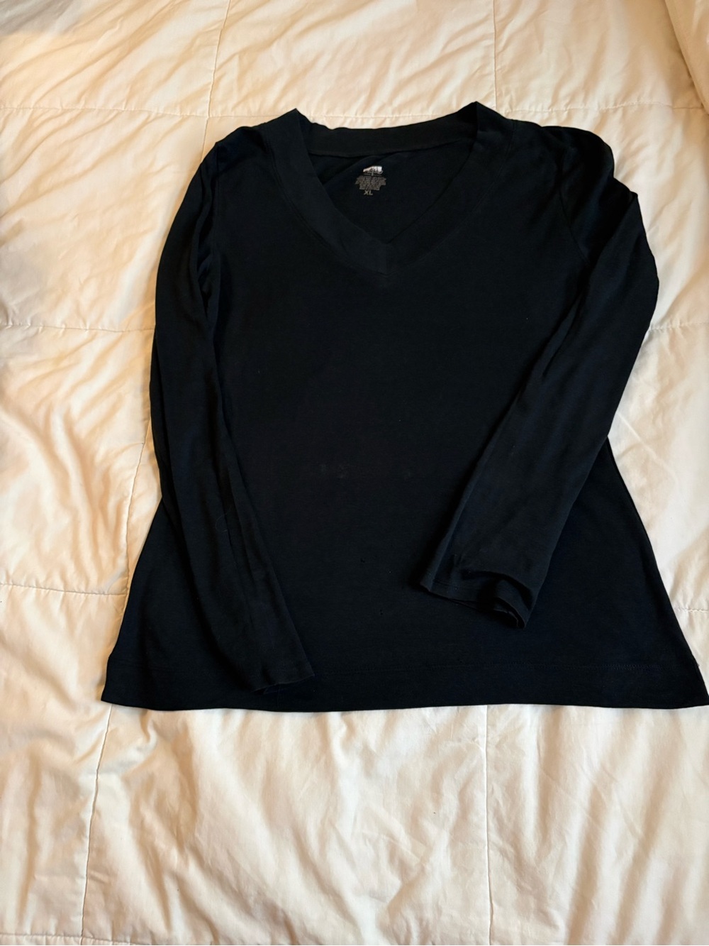 Black V-Neck Long Sleeve Tee